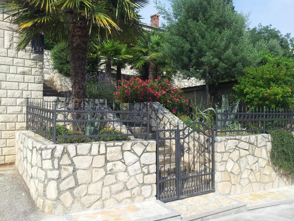 Ivana Apartment Rabac Esterno foto
